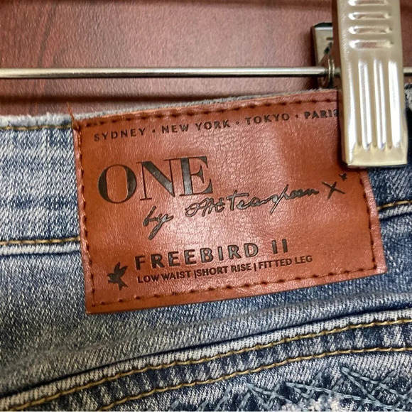 ONE TEASPOON Freebirds II Low Waist Skinny Light Wash Step Hem Jeans Size 26 - Picture 9 of 10